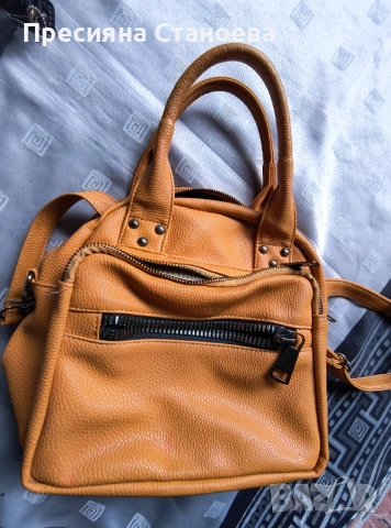 3 броя малки чанти , снимка 11 - Чанти - 52042245