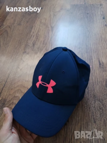 Under Armour - страхотна мъжка шапка М/Л 