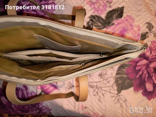 Дамска чанта, снимка 3 - Чанти - 51182365