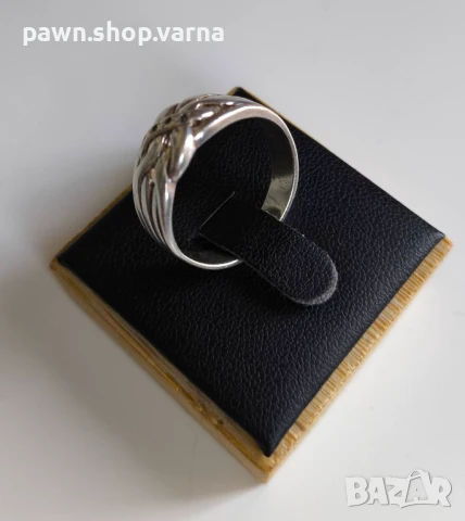 Ново сребърно пръстенче с цирконий – 925 проба, снимка 3 - Пръстени - 50990723