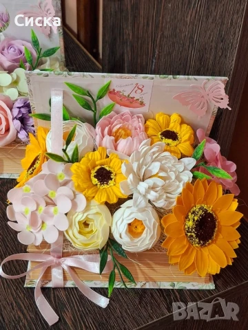 Кутии книги 📖 със сапунени цветя, снимка 6 - Подаръци за жени - 40981192