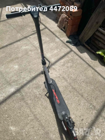 Продавам електрическа тротинетка Aprilia E-SRZ до 25км/ч, снимка 4 - Друга електроника - 53163991