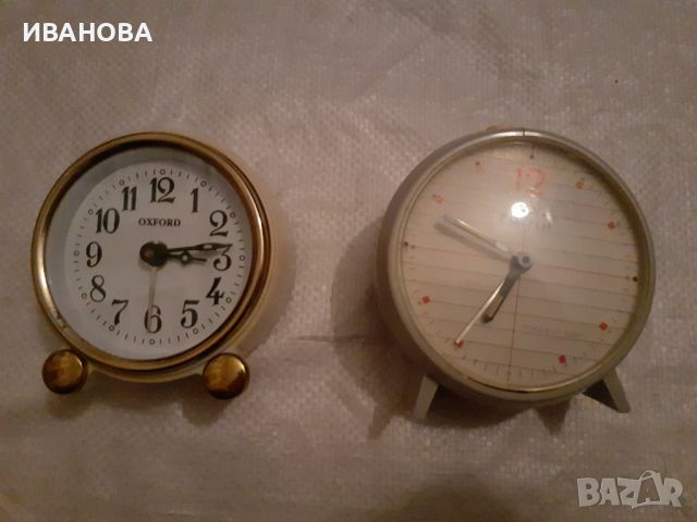 Механичен часовник, снимка 1 - Антикварни и старинни предмети - 37911984