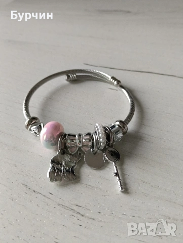 Дамска гривна , снимка 2 - Гривни - 54026031