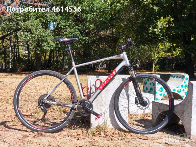 Хибридно/градско колело 28" Giant Roam 1 XL + подаръци