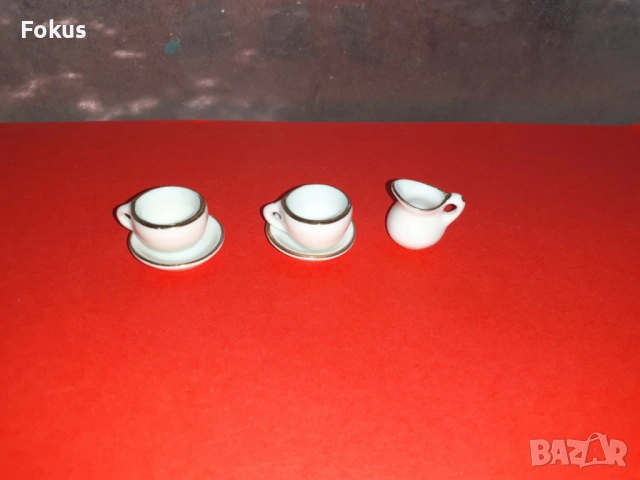 Порцеланов сет миниатюри - порцелан миниатюра златен кант, снимка 3 - Антикварни и старинни предмети - 53422510