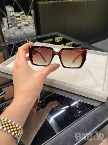 очила с черен обикновен калъф и ув защита versace, снимка 5 - Слънчеви и диоптрични очила - 51428567