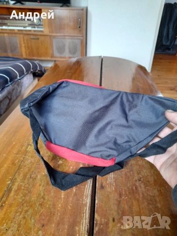 Стара чантичка за кръста Adidas, снимка 3 - Други ценни предмети - 54127572