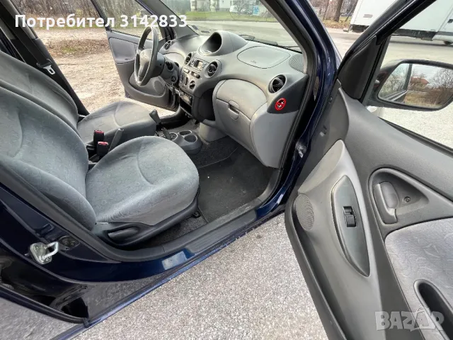 Toyota Yaris 1.0 VVT-i 68кс//КЛИМАТИК//, снимка 4 - Автомобили и джипове - 48455001