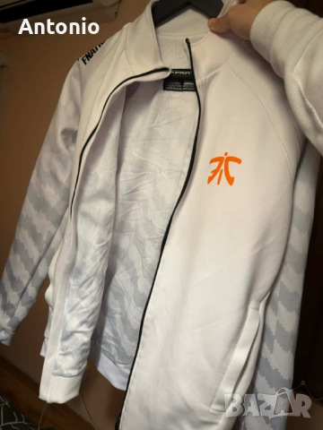 горнище на Fnatic Worlds 2019 League of Legends, снимка 6 - Спортни дрехи, екипи - 52915834