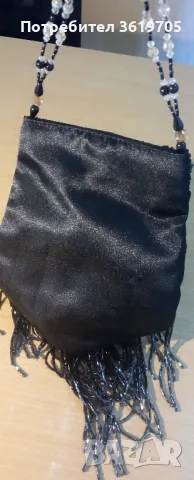 Малка дамска чанта от мъниста, снимка 2 - Чанти - 50101586