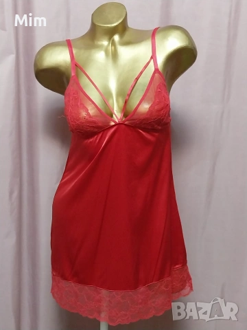 S Червена нощница от еластичен сатен и дантела , снимка 3 - Нощници - 53968440