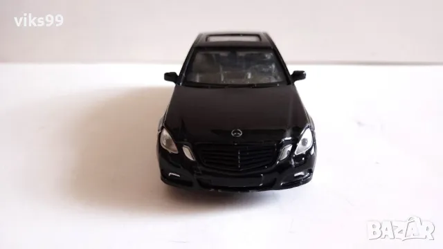 Mercedes-Benz E-Class E350 CDI 1:42 Maisto, снимка 6 - Колекции - 47564576