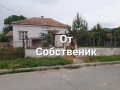 Продавам къща с двор, снимка 2