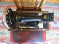 An antique Singer Sewing Machine for sale, снимка 4