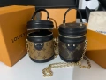 Louis Vuitton мини чантичка , снимка 1