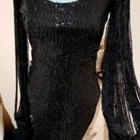 Нова паетена рокля с ефектни ръкави, снимка 1 - Рокли - 45496709