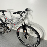 Алуминиев велосипед с дискови спирачки WINORA 26 цола / колело /, снимка 4 - Велосипеди - 45005318