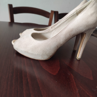Елегантни обувки , снимка 2 - Дамски елегантни обувки - 44949897