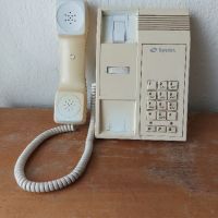 Продавам стар телефон , снимка 2 - Антикварни и старинни предмети - 45338191
