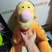 Голям плюшен тигър Winnie The Pooh Disney Nicotoy Simba-Dickie от Мечо Пух Дисни, снимка 2 - Плюшени играчки - 44173039