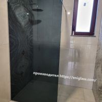 Параван за баня от Ениглас -Пловдив , снимка 2 - Душ кабини и вани - 45281607