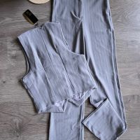 Ново елек и панталон Рокси, снимка 3 - Комплекти - 45779590