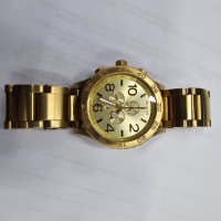 Марков адски солиден и красив  мъжки часовник с хронограф NIXON - събери погледите с този часовник.., снимка 1 - Мъжки - 44558377
