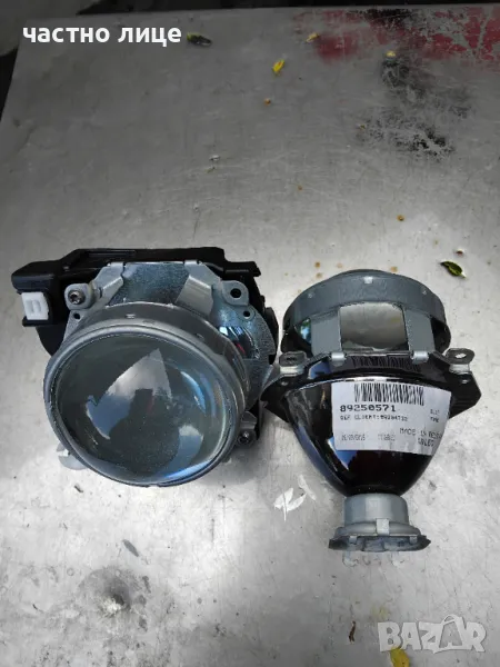 Лупа за фар Пежо 2008 и Рено лагуна 3, снимка 1
