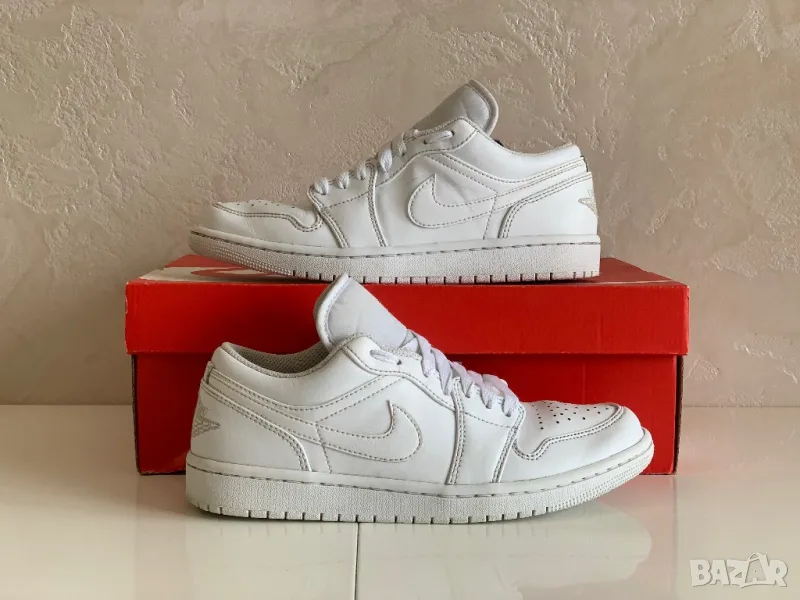 Оригинални обувки Air Jordan 1 Low White | 40 номер, снимка 1