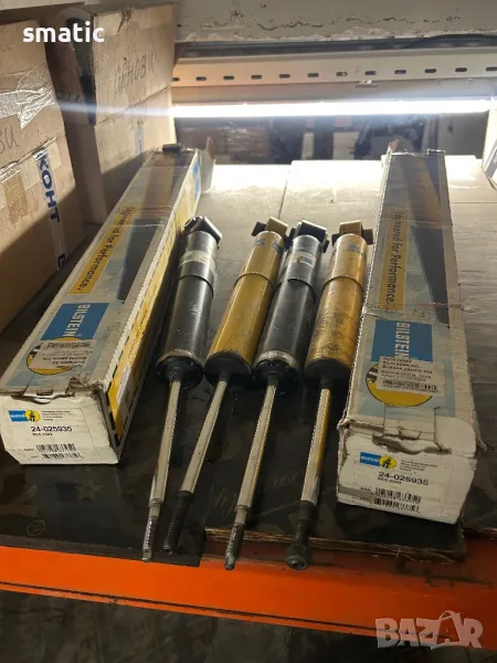 Задни амортисьори за AUDI A6 / VW Passat B5, снимка 1