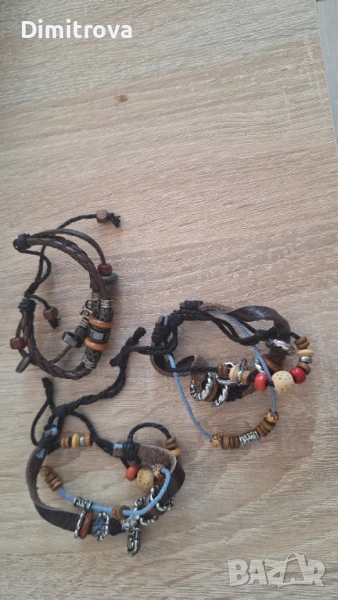 Гривни, снимка 1