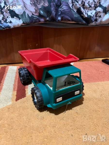 Стара играчка камионче, снимка 1