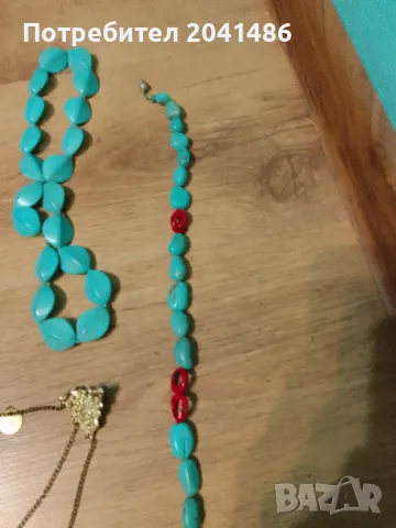 Тюркоаз,корали,старинни колиетата, снимка 5 - Колиета, медальони, синджири - 48803987