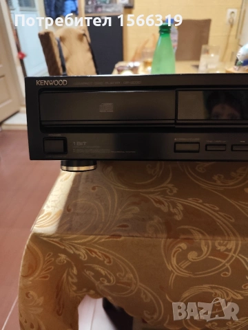 Сд плеър Kenwood DP-2060, снимка 2 - Ресийвъри, усилватели, смесителни пултове - 54127918