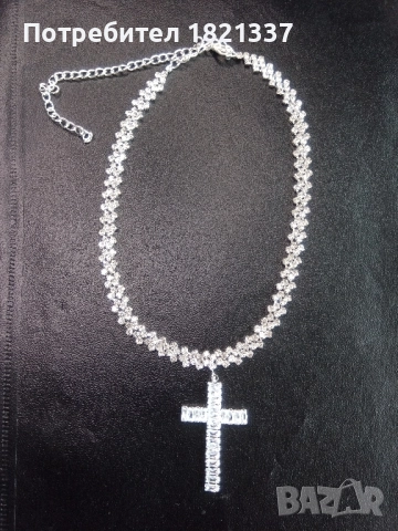 Дамско колие с кръст , снимка 3 - Колиета, медальони, синджири - 52681028