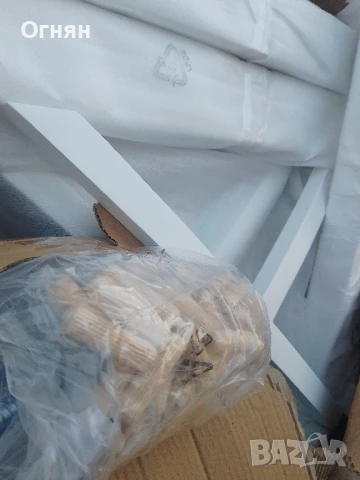 Нови дървени кухненски бели столове последни 2 броя, снимка 3 - Столове - 50765090