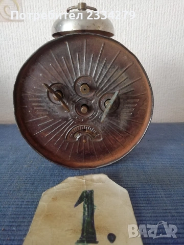 Стари часовници будилници от 30-40те години. , снимка 9 - Антикварни и старинни предмети - 48217246