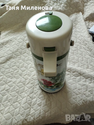 Термос -много добре подържа топлина и  студено, снимка 2 - Термоси - 51040762