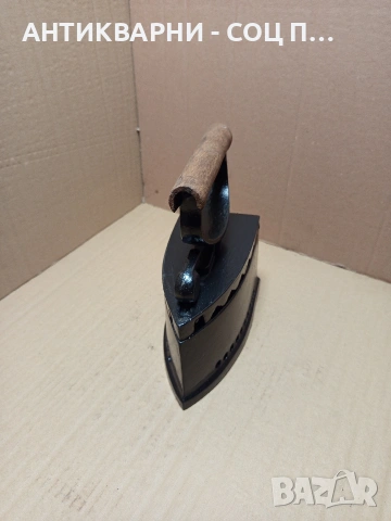 Соц Стара Чугунена Ютия На Жар. Номер 195., снимка 2 - Антикварни и старинни предмети - 53037140