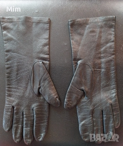 Черни кожени, дамски ръкавици с пет пръста , снимка 2 - Ръкавици - 52821374