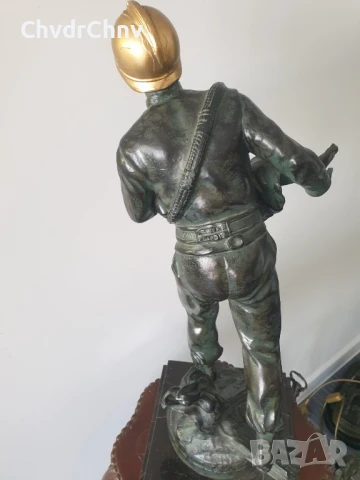 54см-14кг Moreau статуетка/стара френска бронзова скулптура/фигура на пожарникар с момиченце, снимка 5 - Антикварни и старинни предмети - 51320744