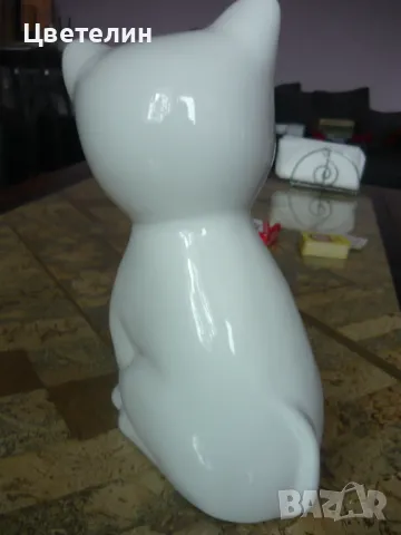 Голяма порцеланова котка на ELPA Alcobaca - за колекция, снимка 2 - Колекции - 50420790