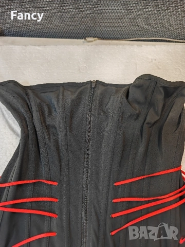 Дамски корсет Nike , снимка 4 - Спортни екипи - 52159260