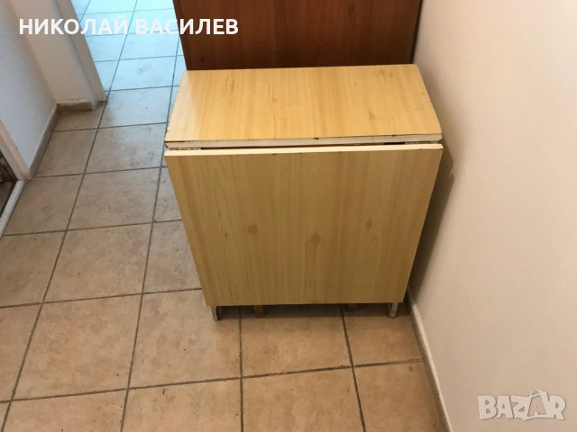 Разтегателно  бюро  / Повдига. се  от  двете  страни . Много  стабилно ., снимка 3 - Бюра - 53766162