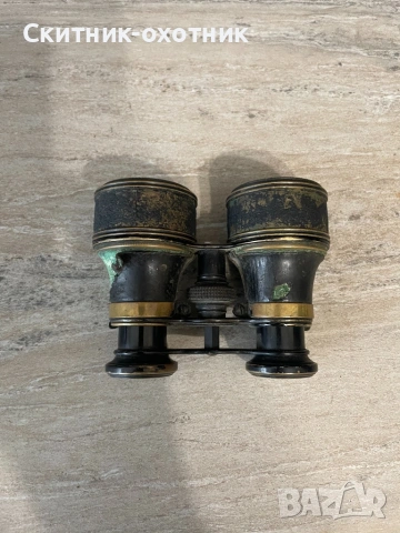 Антикварен оперен бинокъл