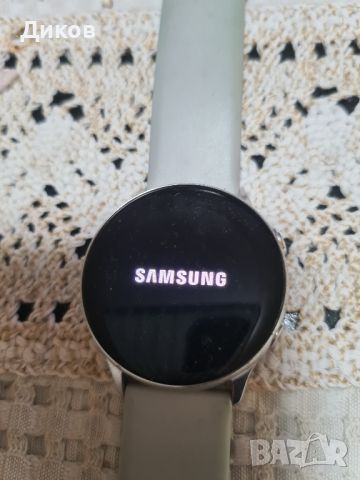 Samsung galaxy watch active , снимка 3 - Смарт часовници - 45250938