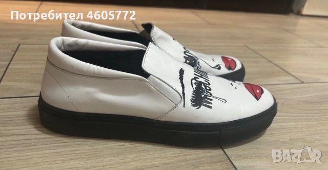 Moschino дамски обувки естествена кожа, снимка 3 - Дамски ежедневни обувки - 53970479