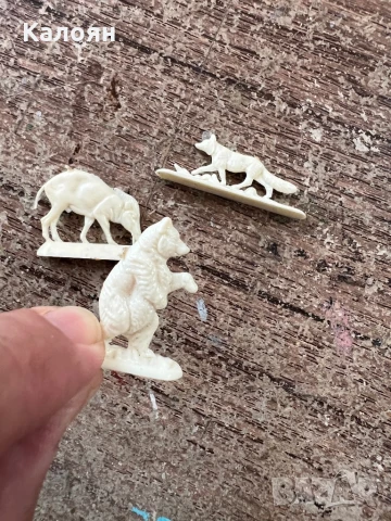 Лот от три бакелитени фигурки на животни , снимка 3 - Фигурки - 51078920