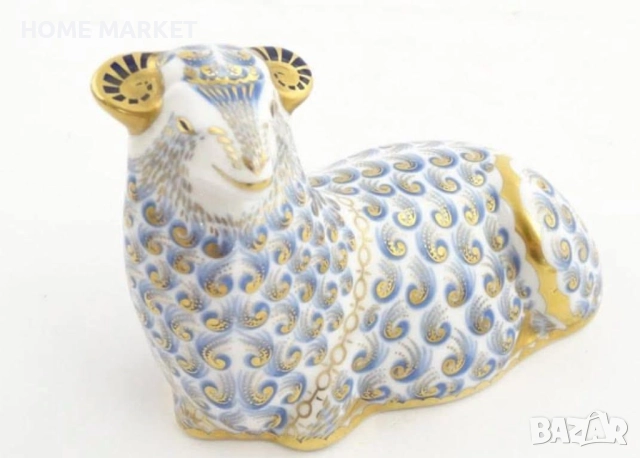 A Royal Crown Derby England  paperweight modelled as a ram/  Circa 1988 - великолепие в злато 